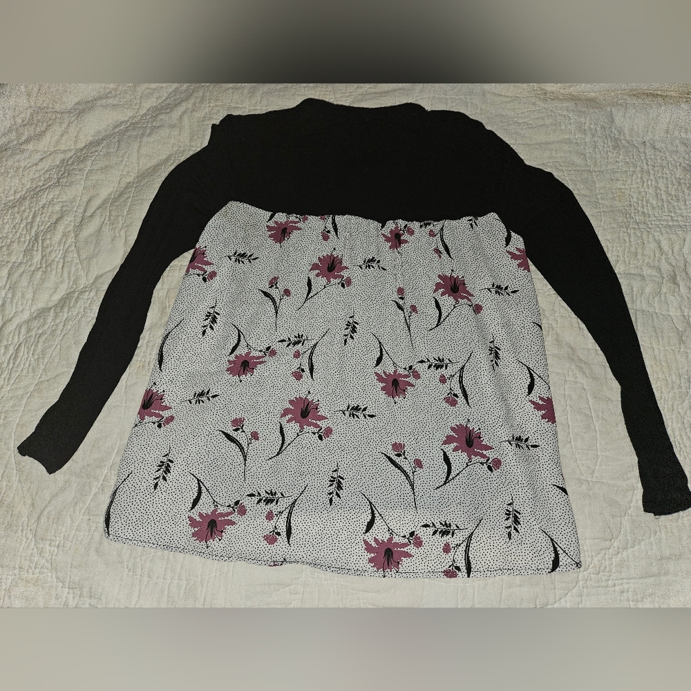4/$20- Spring/summer top bundle - Picture 6 of 16